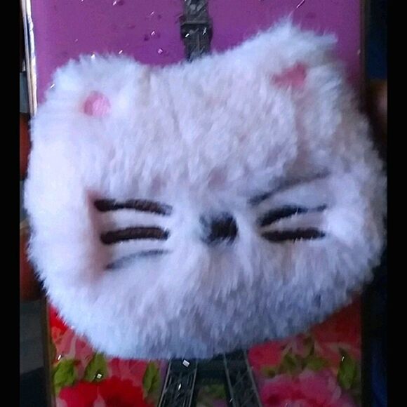 Soft Pink Fluffy Kitty Cat Face Design Phone Grip Holder - Picture 7 of 12